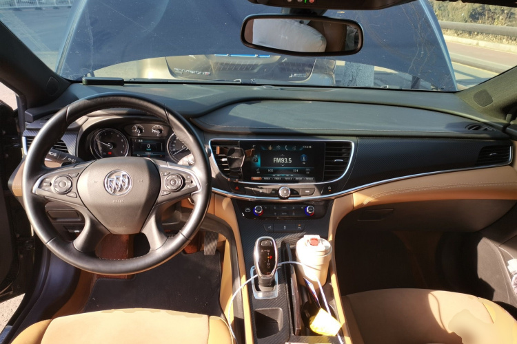 别克 君越 2018款 28T 精英型中控内饰7002