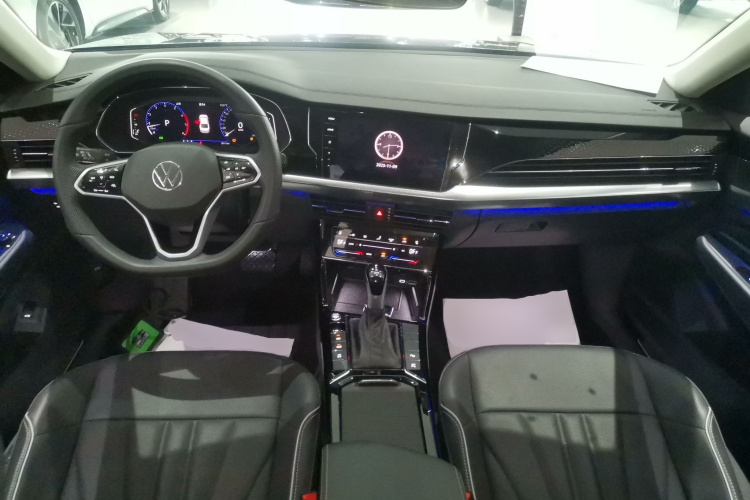 大众 帕萨特 2024款 380TSI 龙耀版中控内饰12