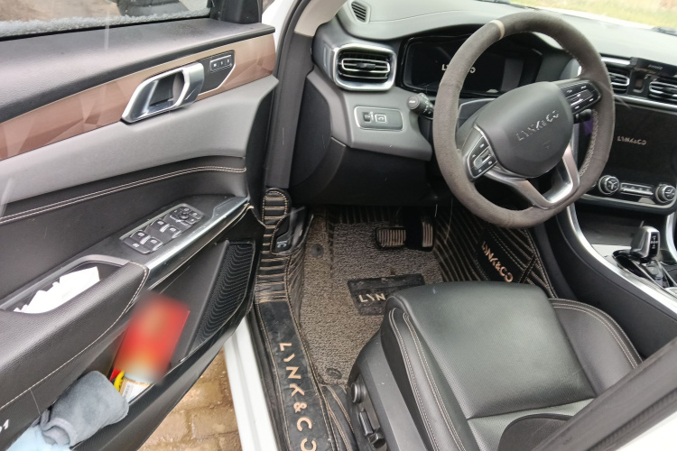 领克01 2019款 2.0T 两驱型Pro版 国V中控内饰20