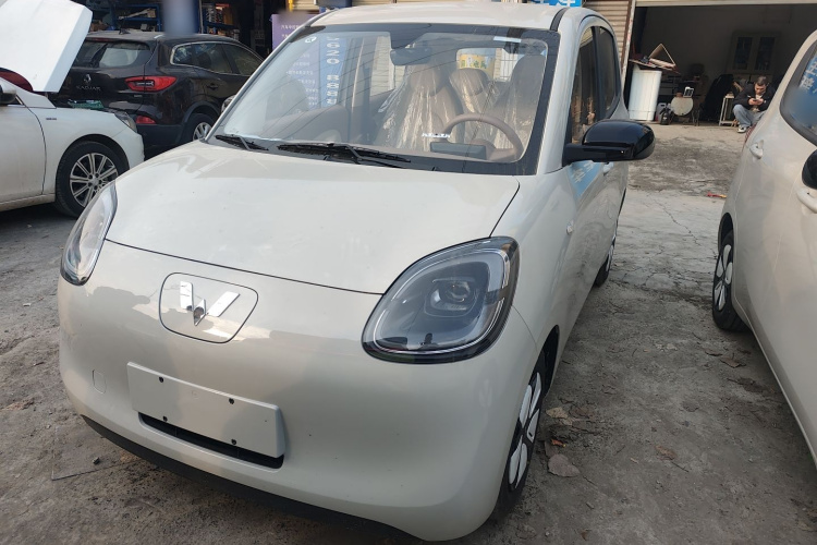 五菱汽车 宏光MINIEV 2025款 四门版 进阶款车身外观2