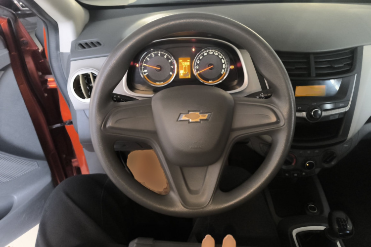 雪佛兰 2015款 赛欧3 1.3L 手动理想版中控内饰13