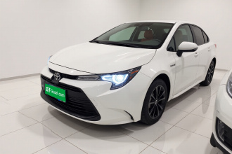 丰田 雷凌 2023款 智能电混双擎 1.8L 领先版