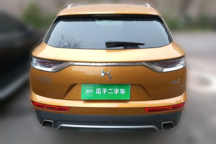 DS 7 2018款 45THP 歌剧院版车身外观6