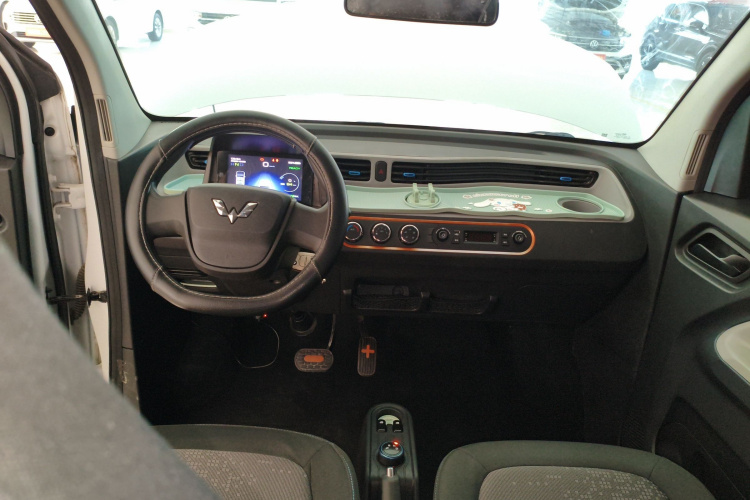 五菱汽车 宏光MINIEV 2020款 自在款 磷酸铁锂中控内饰12