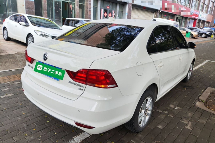 大众 桑塔纳 2016款 1.6L 手动舒适版车身外观7