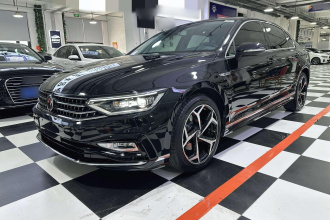 大众 迈腾 2023款 200万辆纪念版 330TSI DSG豪华型