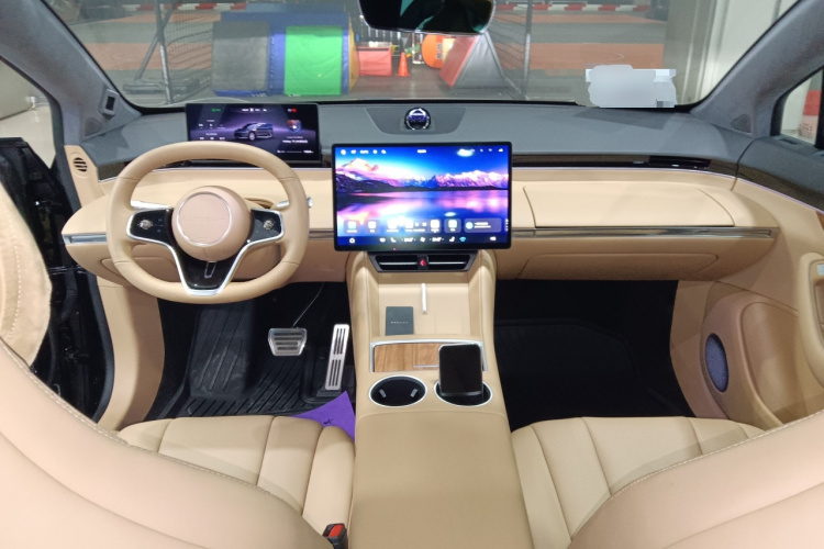 鸿蒙智行 智界R7 2024款 纯电 736km UItra中控内饰7002