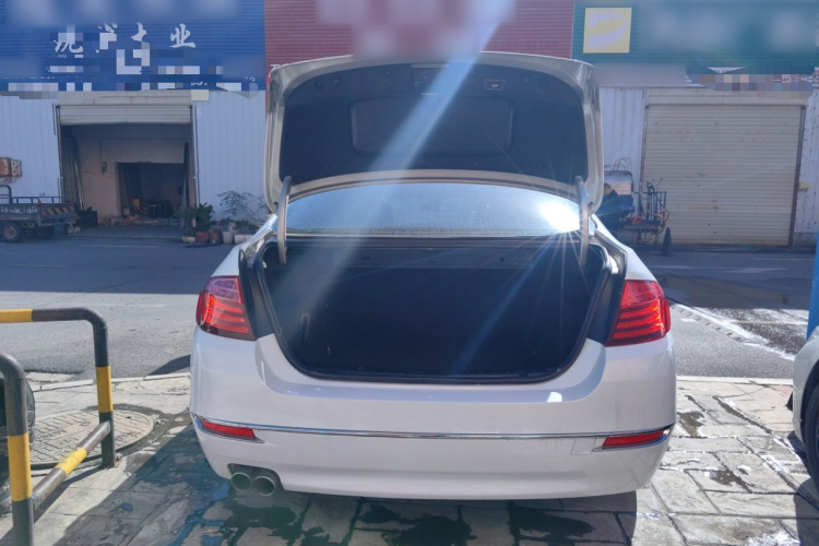 宝马5系 2017款 525Li 豪华设计套装局部细节23