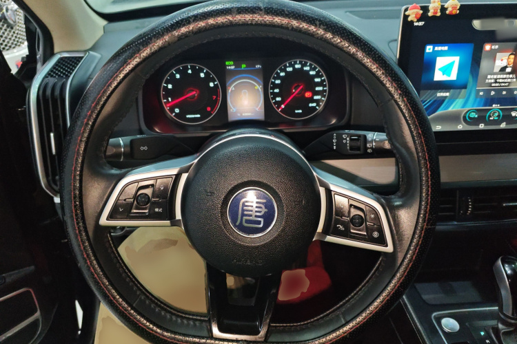 比亚迪 唐 2019款 2.0T 自动智联尊贵型 7座 国VI局部细节13