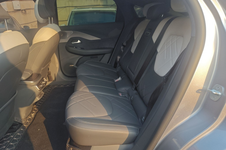 ARCFOX极狐 极狐 阿尔法S6 2025款 735MAX 160kW中控内饰21