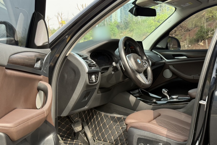 宝马X3 2023款 改款 xDrive30i 领先型 M曜夜套装中控内饰7002