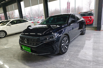 大众 帕萨特 2022款 330TSI 豪华版