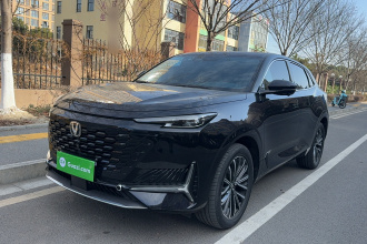 长安UNI-K 2023款 2.0T 两驱悦享型