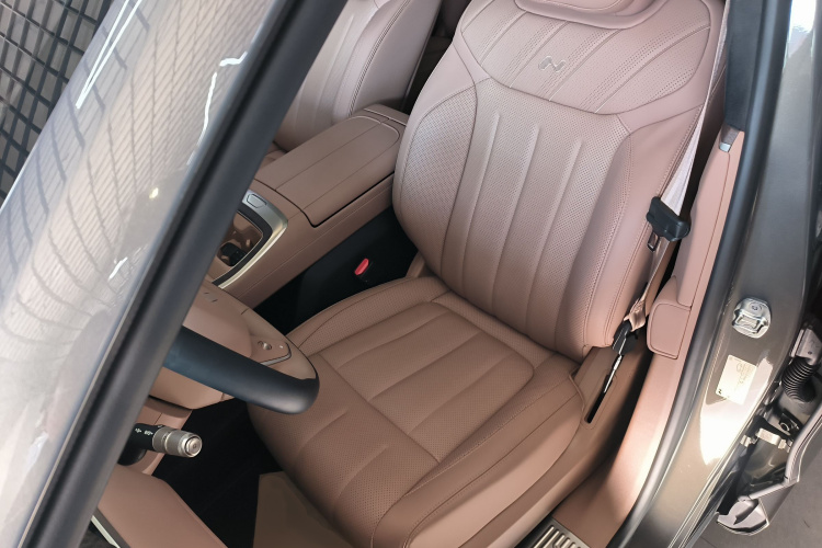 乐道L90 2025款 Max 六座版局部细节19