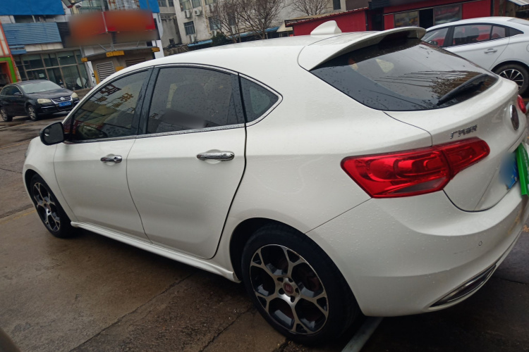 菲亚特 致悦 2014款 1.4T 自动运动版车身外观4