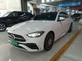 奔驰C级 2023款 改款二 C 260 L 运动版