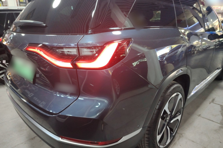 蔚来ES8 2020款 580KM 签名版 六座版车身外观6005