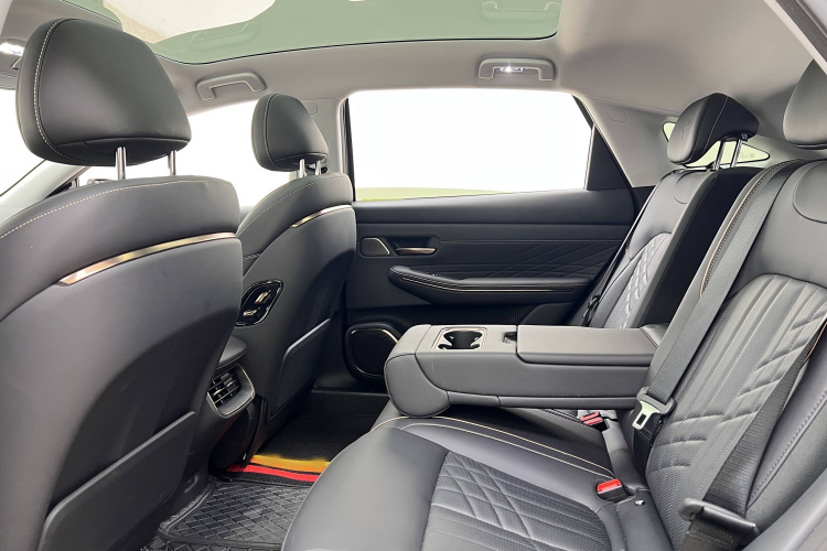 宝骏享境 2025款 纯电 600km豪华版中控内饰7012