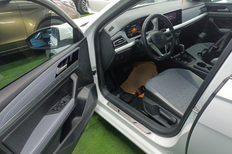 大众 朗逸 2023款 300TSI DSG满逸版中控内饰20