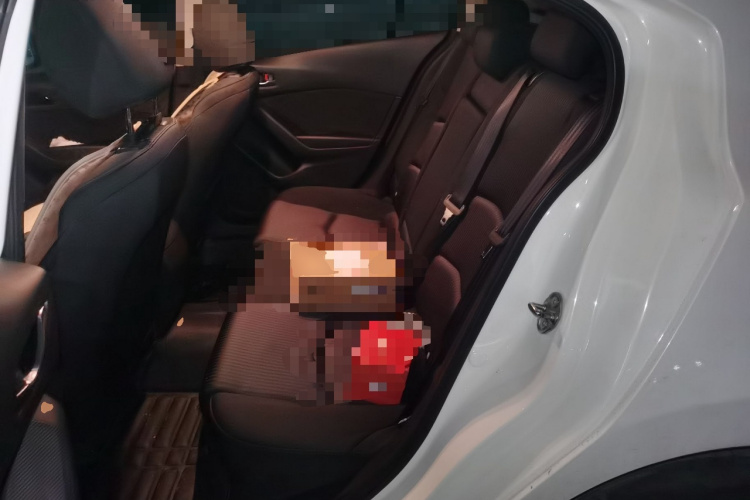 马自达3 昂克赛拉 2016款 两厢 1.5L 自动舒适型中控内饰21