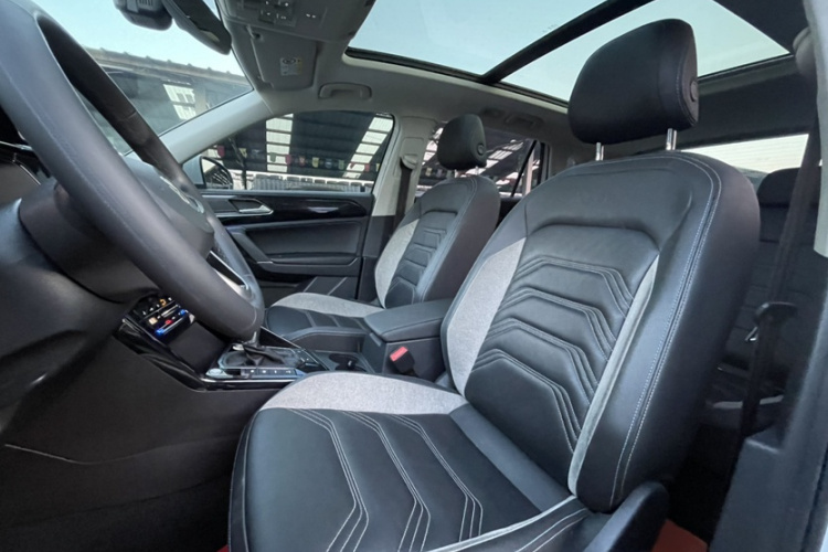 大众 探岳GTE插电混动 2020款 1.4T 豪华型中控内饰7001