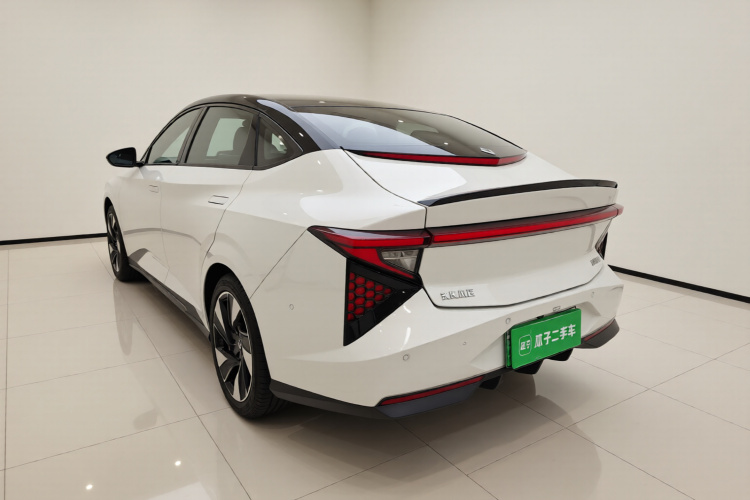 灵悉L 2025款 头号玩家版+增配亿点选装包车身外观5