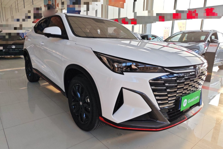 长安X5 PLUS 2026款 第二代 1.5T 超越PRO车身外观3