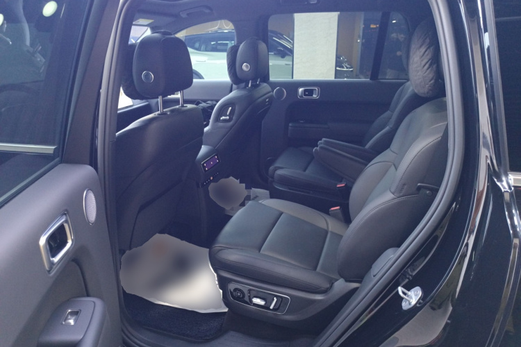 理想汽车 理想L9 2024款 Ultra中控内饰21