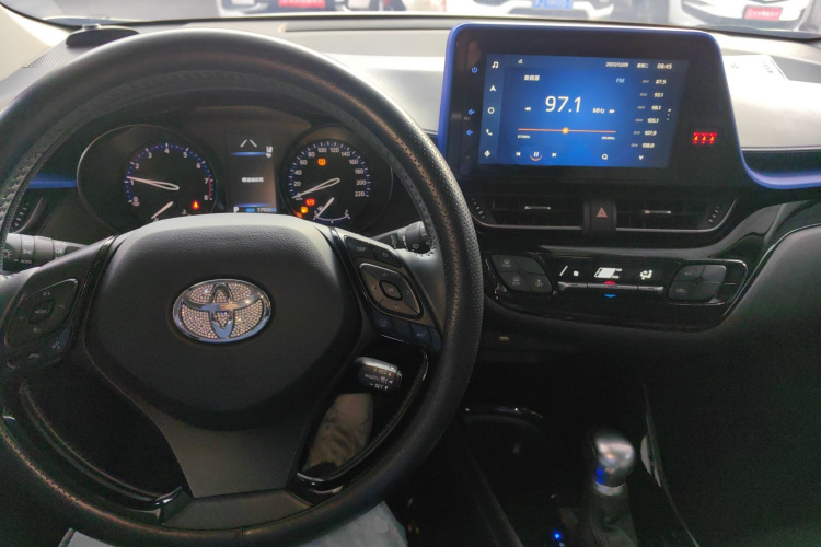 丰田C-HR 2021款 2.0L 豪华版中控内饰12
