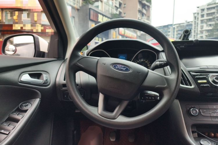 福特 福克斯 2017款 两厢 1.6L 手动舒适型智行版局部细节13