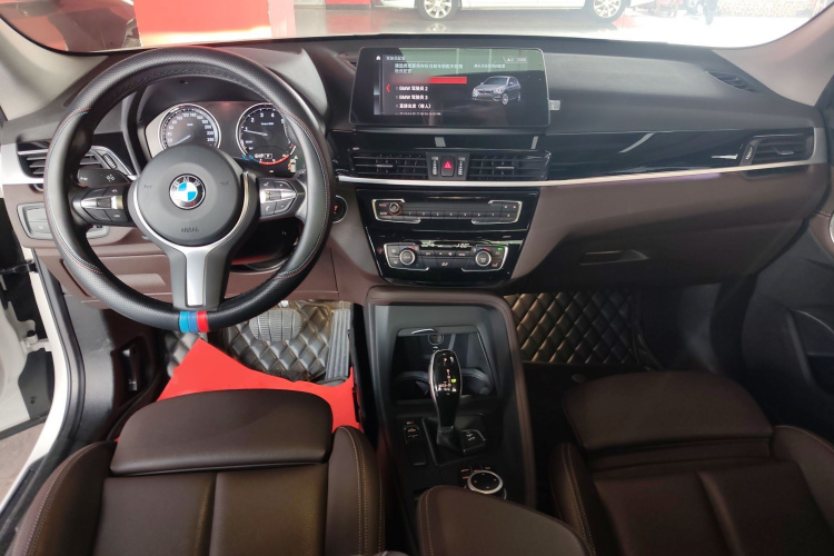 宝马X1 2021款 sDrive25Li 领先型中控内饰7002