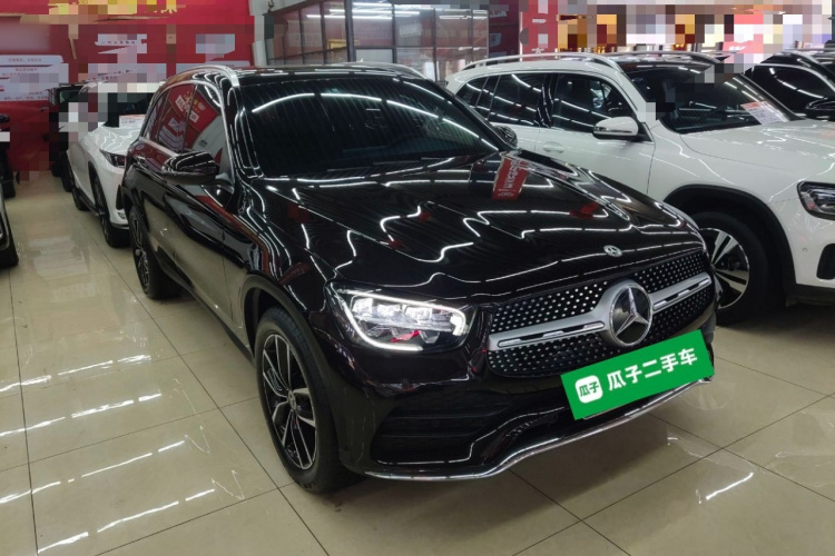 奔驰GLC 2022款 改款 GLC 260 L 4MATIC 豪华型车身外观3