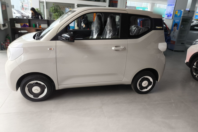 五菱汽车 宏光MINIEV 2024款 第三代 215km 青春版车身外观6003