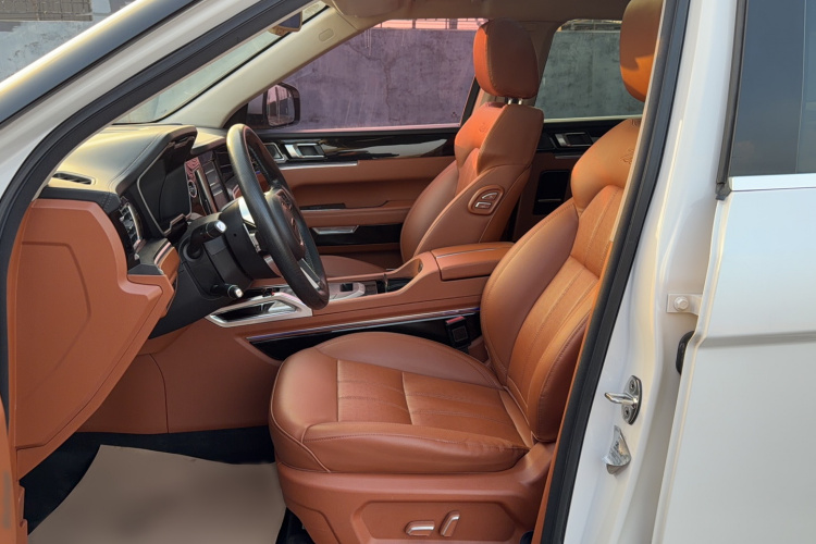 众泰T700 2017款 1.8T 双离合尊贵型贺岁版局部细节19