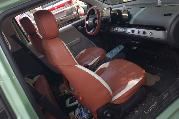长安Lumin 2022款 210km 香甜款局部细节41