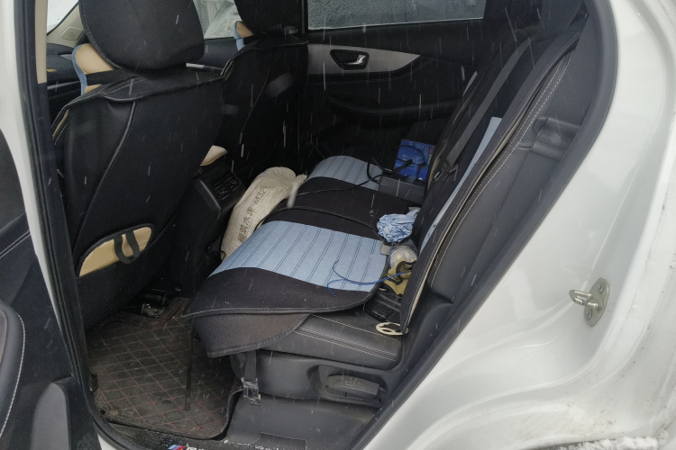 东风风光 风光S560 2019款 1.8L 手动都市型中控内饰21