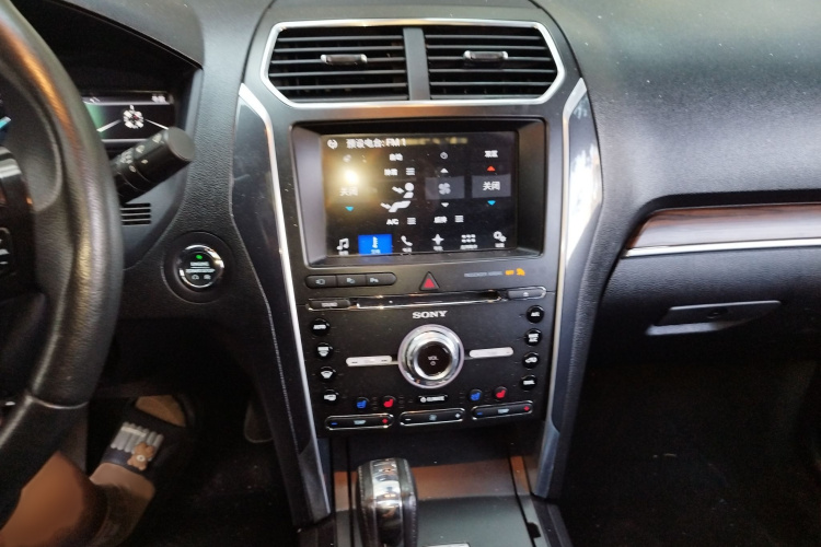 福特 探险者(进口) 2016款 2.3T 精英版局部细节16