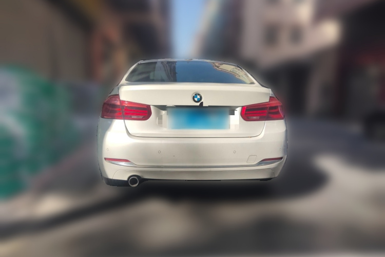 宝马3系 2016款 320Li 进取型车身外观6004