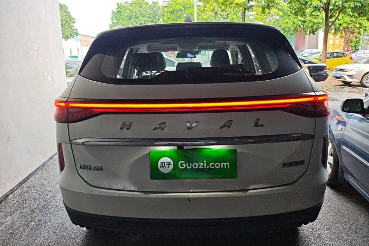 哈弗H6 2024款 1.5T 两驱经典版车身外观6