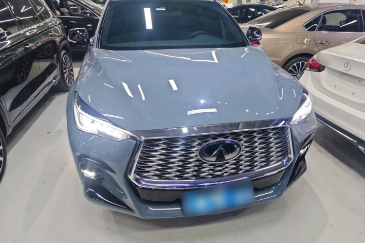 英菲尼迪QX55 2022款 2.0T 四驱耀享版车身外观2
