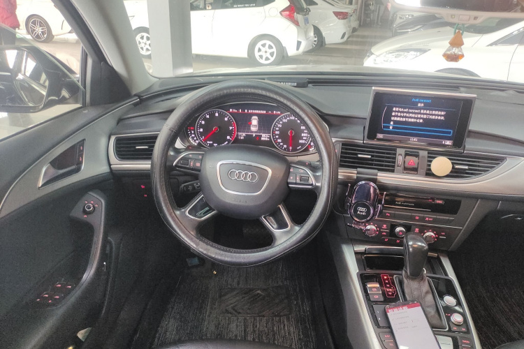 奥迪A6L 2018款 30周年年型 TFSI 进取型中控内饰13