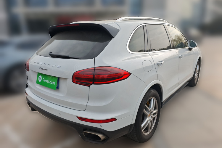 保时捷 2016款 Cayenne Platinum Edition 3.0T车身外观6005