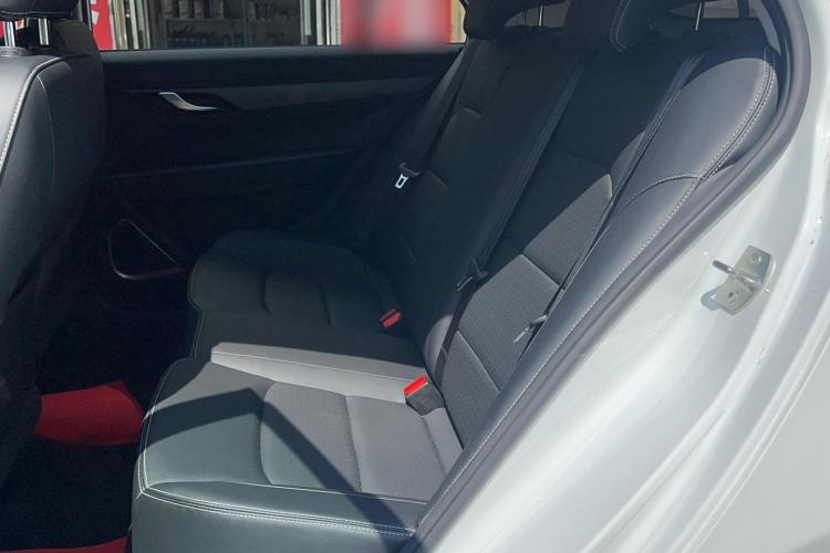 吉利汽车 帝豪 2021款 UP 1.5L CVT舒适型中控内饰21