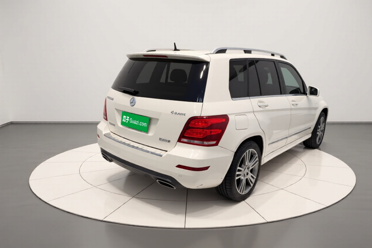 奔驰GLK级 2015款 GLK 260 4MATIC 动感型 极致版车身外观7