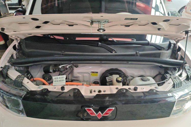 五菱汽车 宏光MINIEV 2021款 马卡龙臻享款 磷酸铁锂机舱底盘24