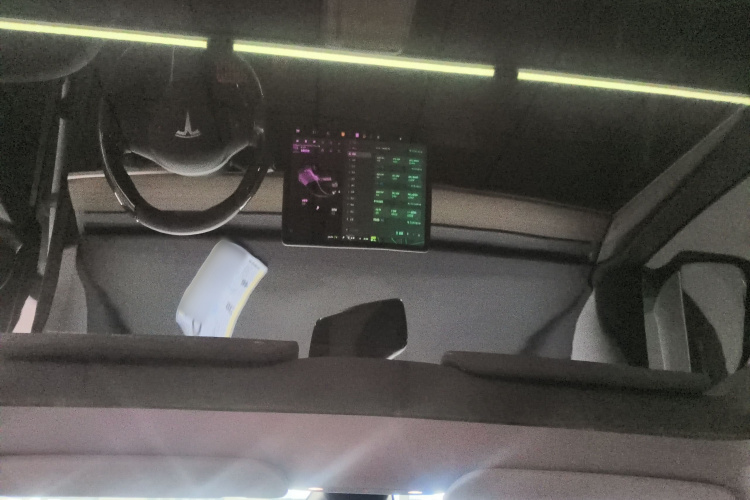 特斯拉 Model Y 2022款 长续航全轮驱动版局部细节22