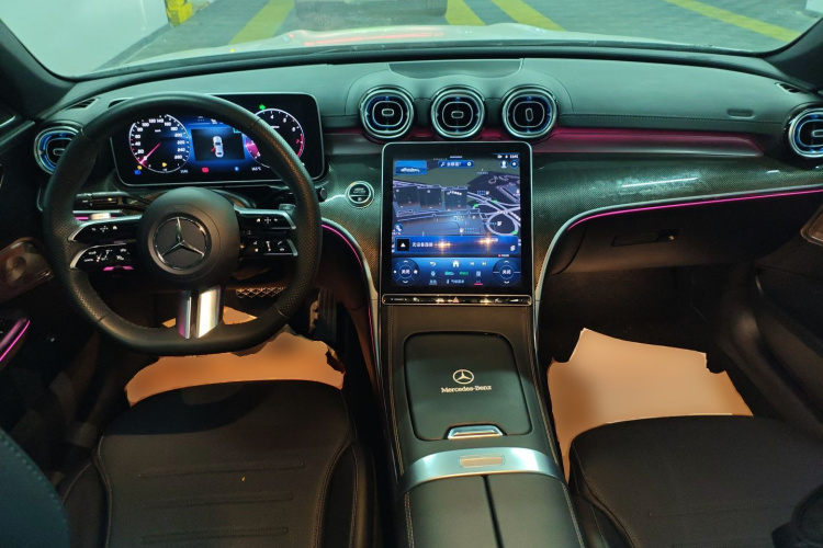 奔驰C级 2024款 改款二 C 260 L 运动版中控内饰12