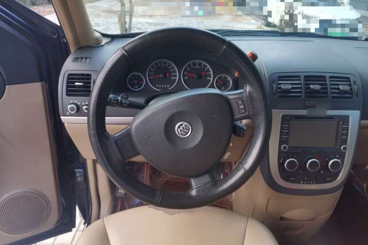 别克GL8 2014款 2.4L 行政版局部细节13