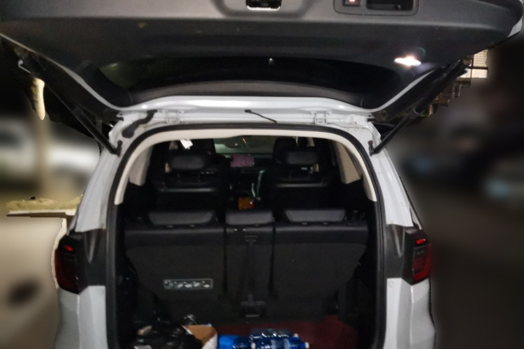 本田 艾力绅 2024款 2.0L e:HEV 豪华版中控内饰23