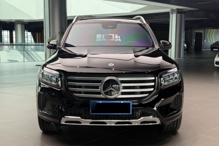 奔驰GLB 2024款 改款 GLB 200 动感型车身外观6001